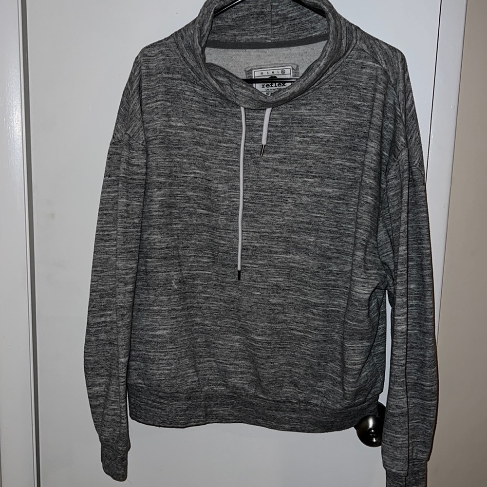 Pullover sweater